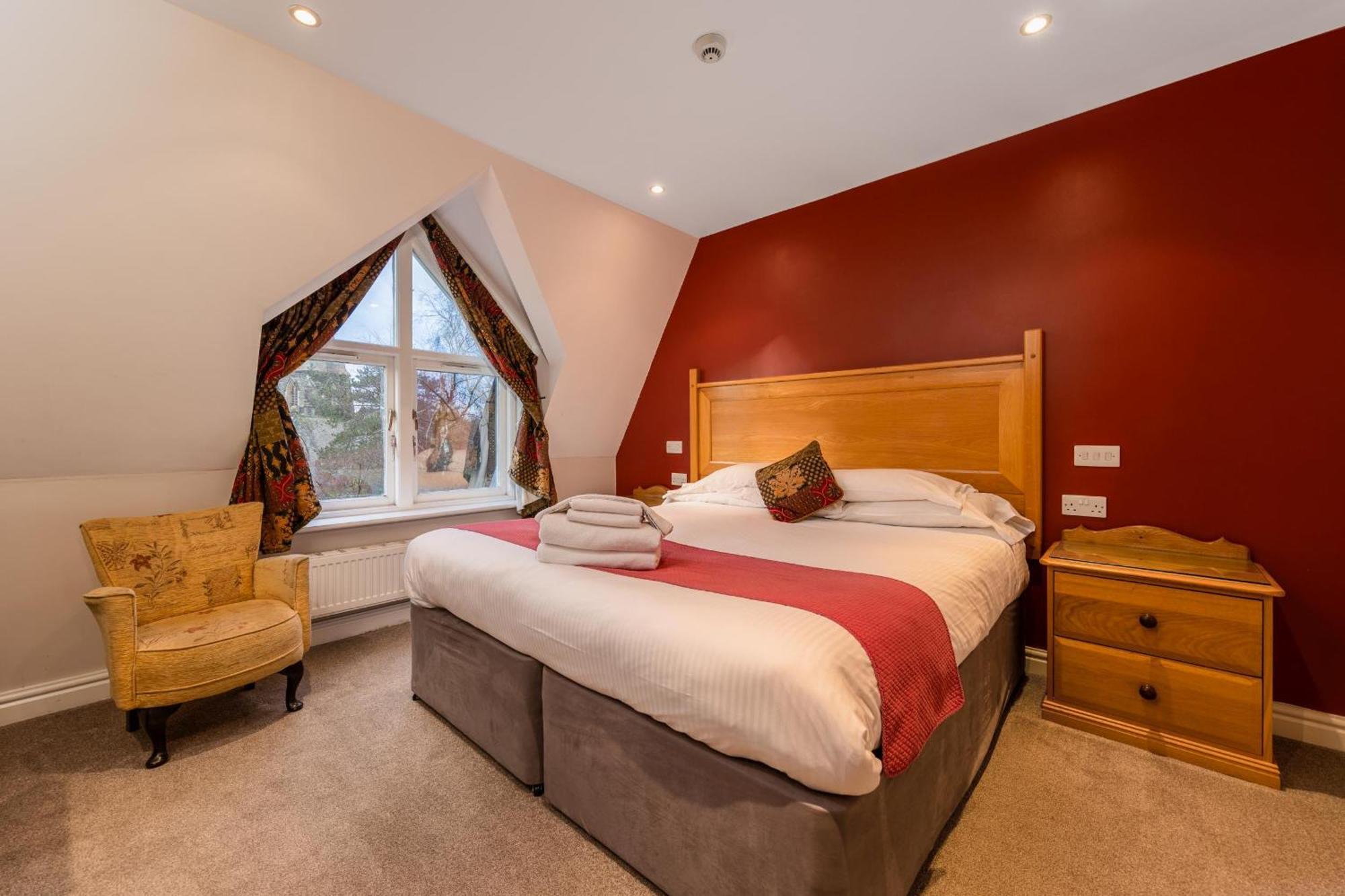 The Old Vicarage Bed & Breakfast 4*