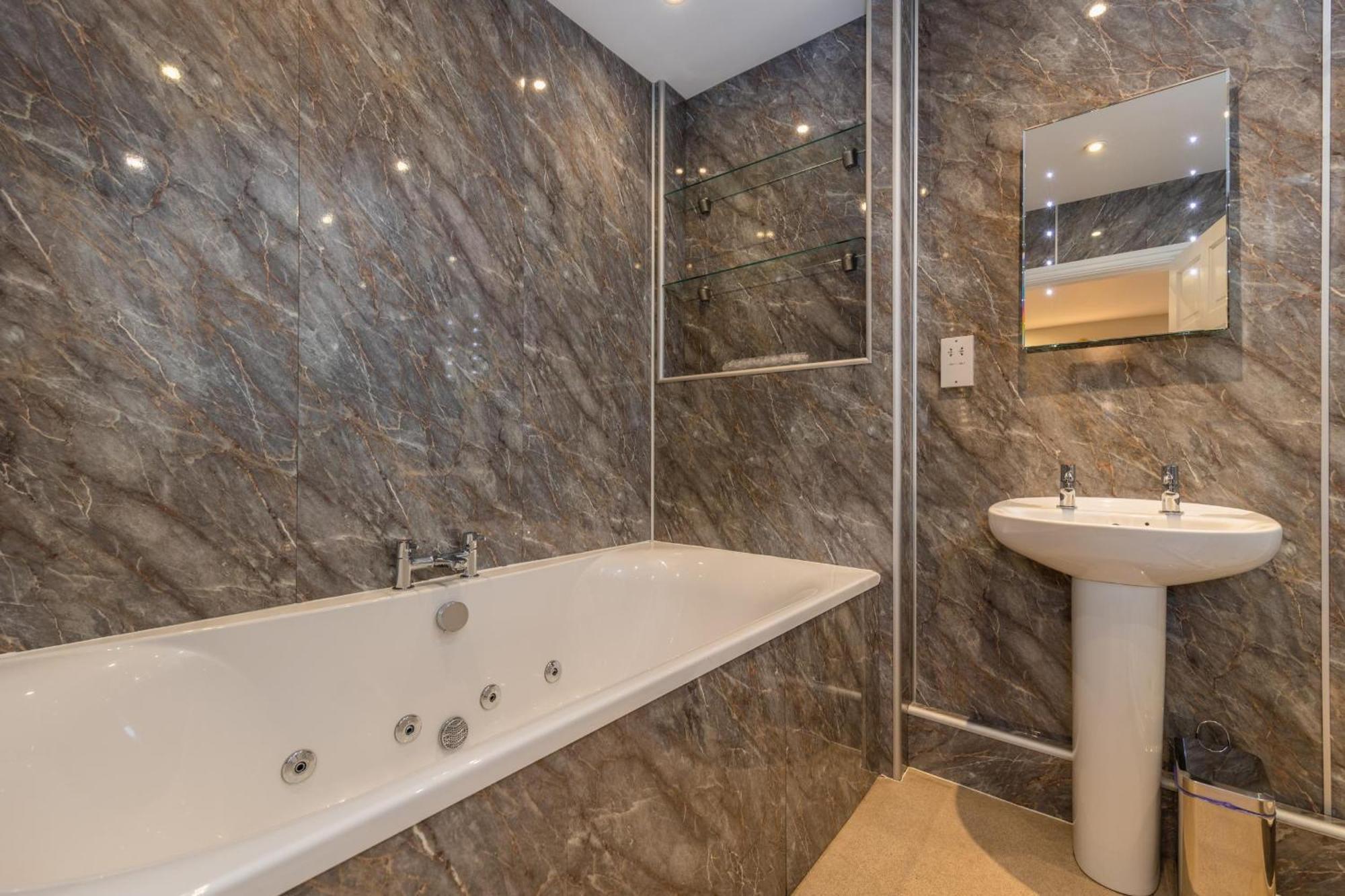 The Old Vicarage 4*